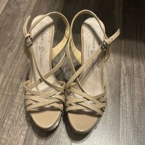 Chinese laundry platform heels
